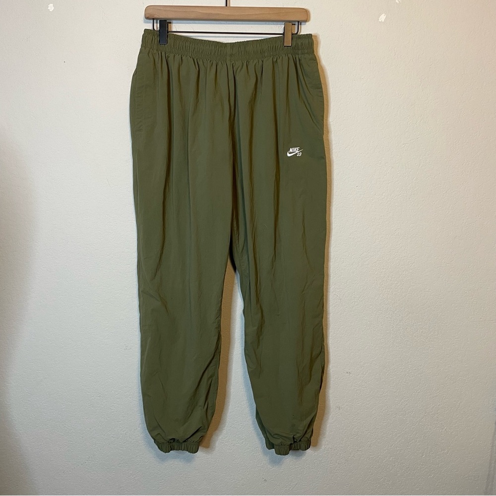 Nike Green Joggers Track Pants Size Large